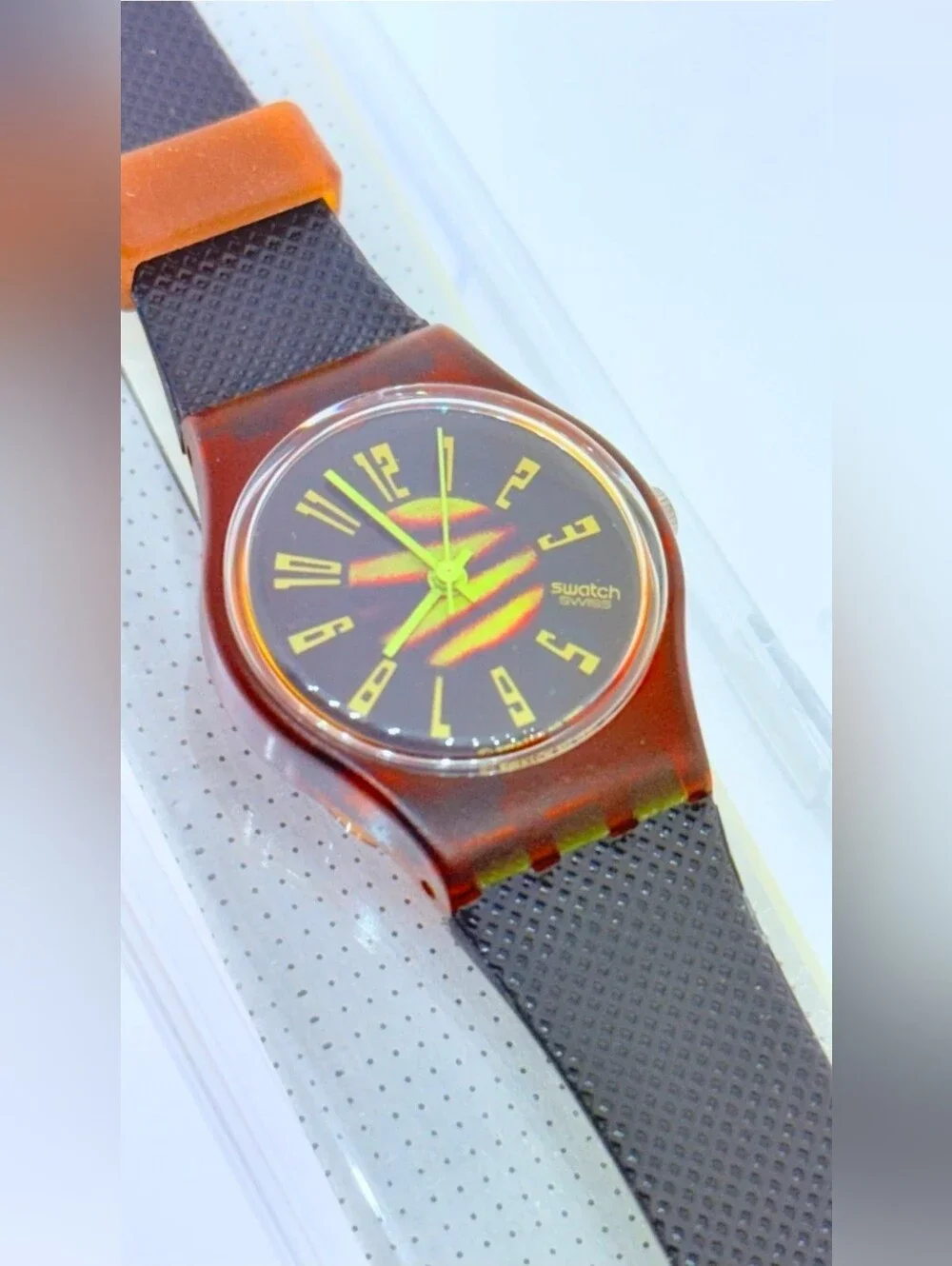 Swatch NOS 1990 'Short Wave' ladies watch